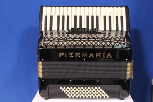 Piermaria 202 BK 34 O Muziekhandel Kees van Willigen Barneveld Piermaria Rossini Accordeon